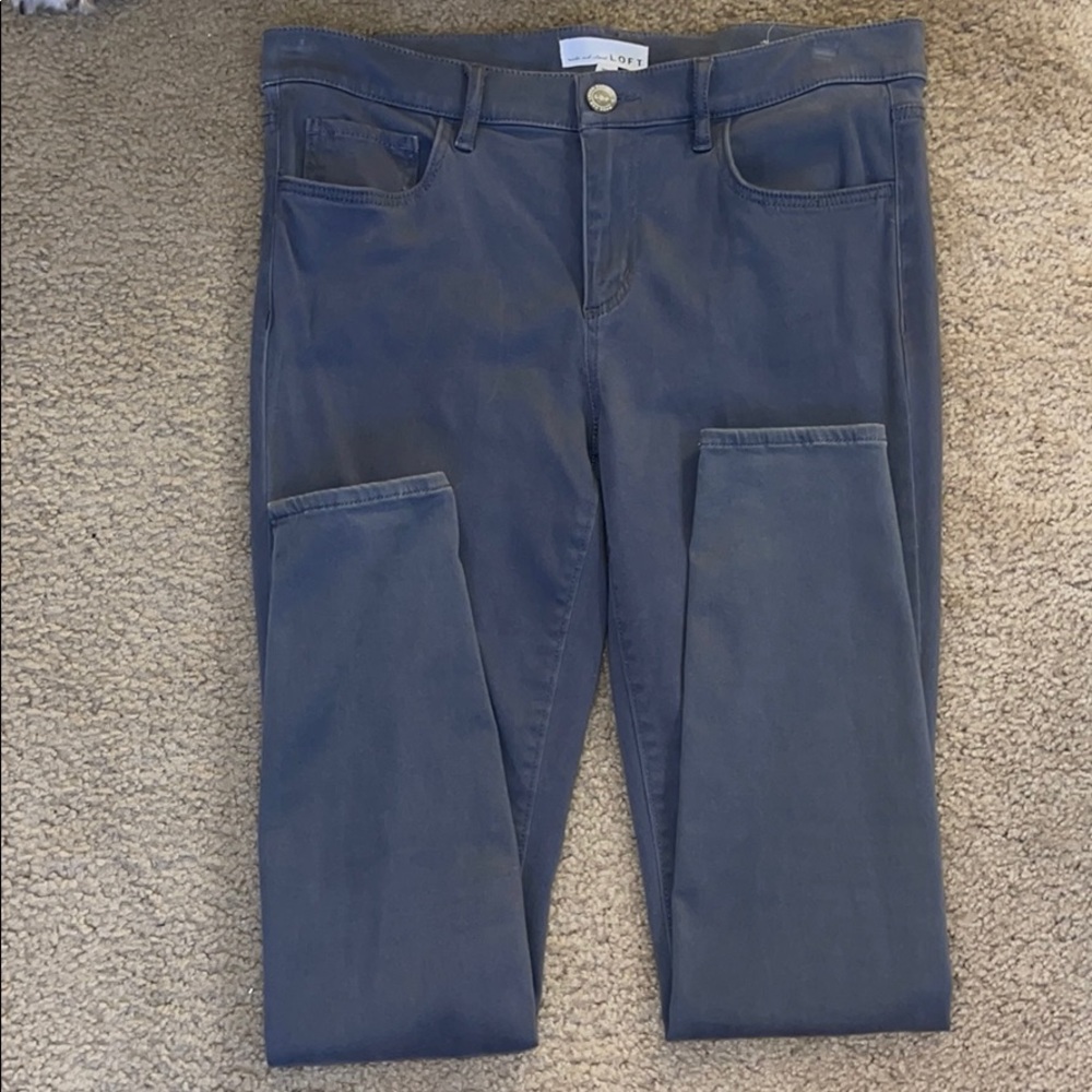 LOFT Gray “Legging”